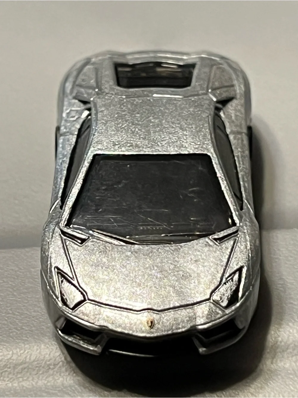 Hot Wheels Lamborghini Aventador Silver Metallic Car